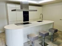 DISEÑO-COCINA-REFORMAS INTEGRALES-COCINARTE-PAMPLONA-ESTUDIO-EXCLUSIVO-ARMARIOS-A MEDIDA-VESTIDORES-LAVADEROS-BAÑOS-CALIDAD-COLORES-MATERIALES-MINIMALISTAS-TENDENCIAS-HOGAR-EXPERIENCIA-PROFESIONALES-VIVIENDAS-LOCALES COMERCIALES-TABURETE