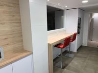 DISEÑO-COCINA-REFORMAS INTEGRALES-COCINARTE-PAMPLONA-ESTUDIO-EXCLUSIVO-TABURETES